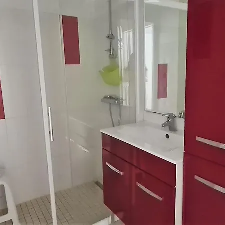 Apartment Avec Jardin A 50m De La *